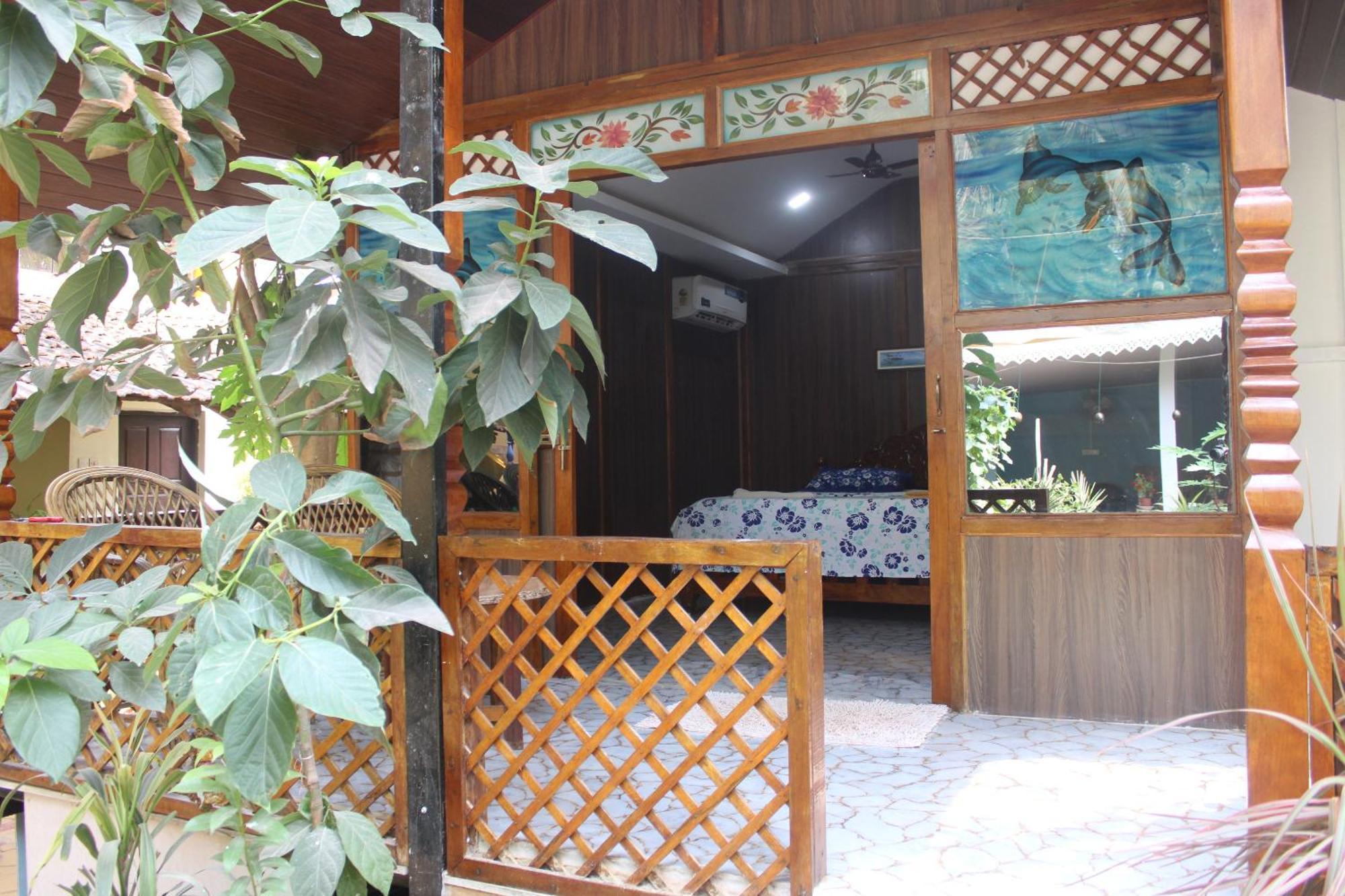 Monsoon Hotel Agonda Bagian luar foto