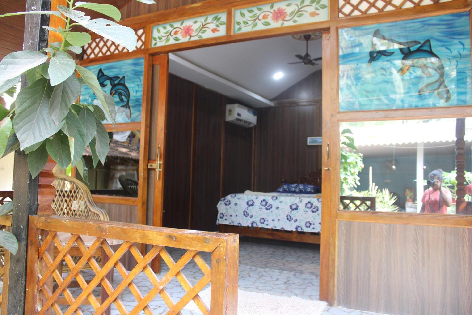 Monsoon Hotel Agonda Bagian luar foto
