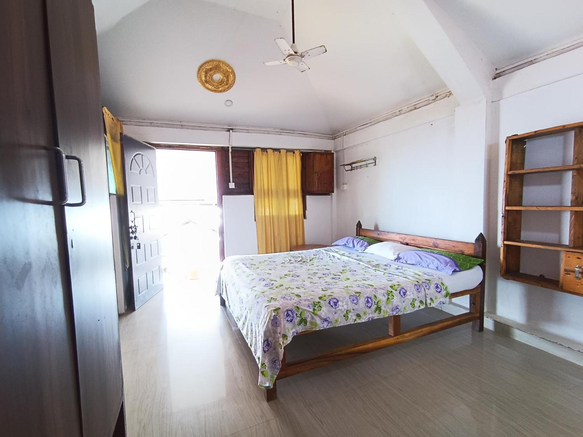 Monsoon Hotel Agonda Ruang foto