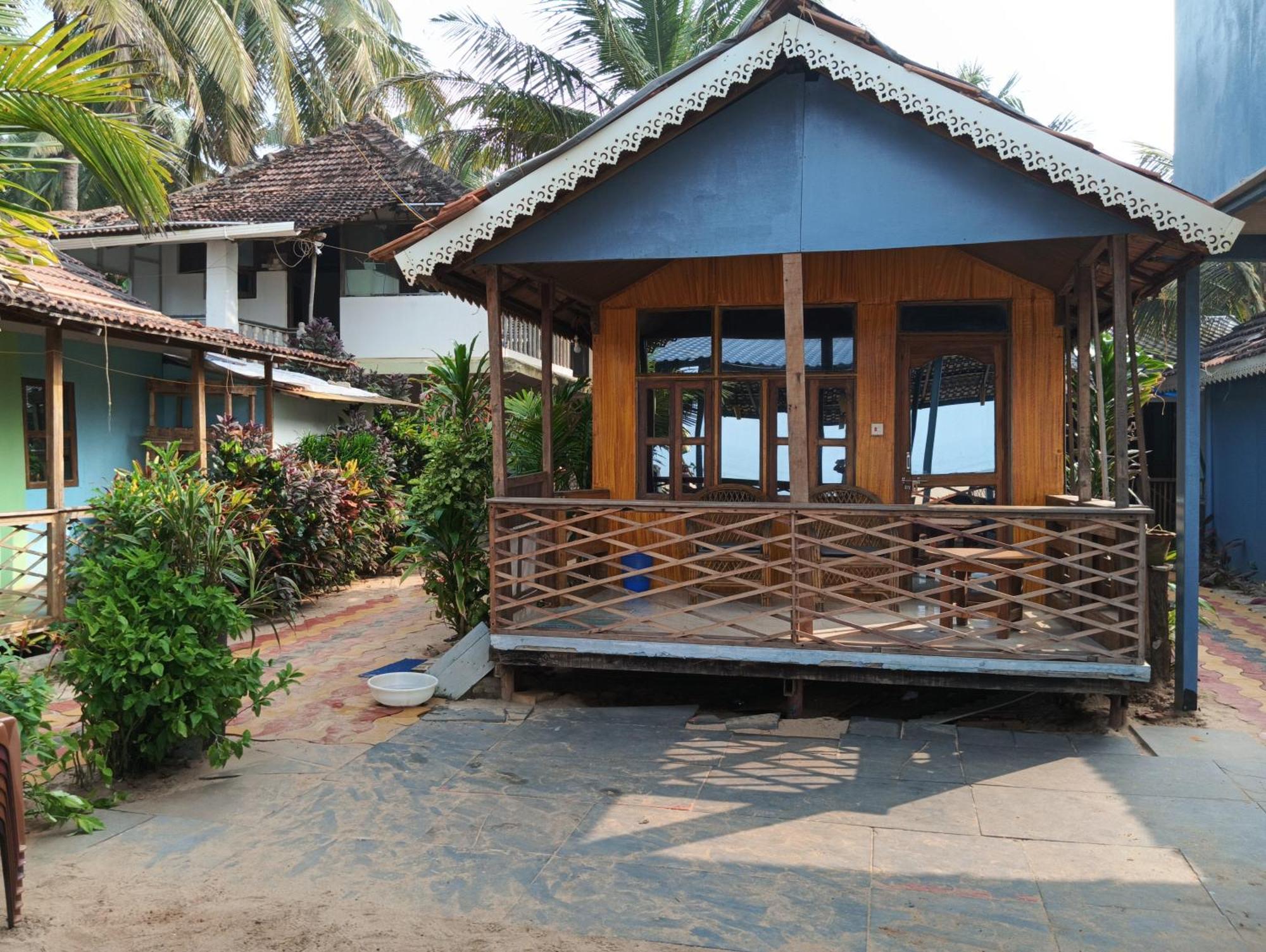 Monsoon Hotel Agonda Ruang foto
